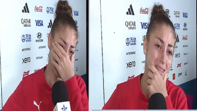 لاعبة مغربية تبكي بعد الخسارة من فرنسا..فيديو