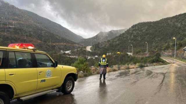 الدفاع المدني يدعو إلى أخذ الحيطة من هطول أمطار رعدية على معظم مناطق المملكة