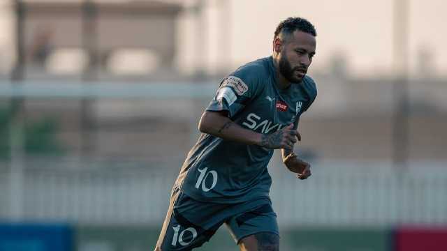 لاعب برازيلي سابق: نيمار سيتسبب بطرد جيسوس من الهلال