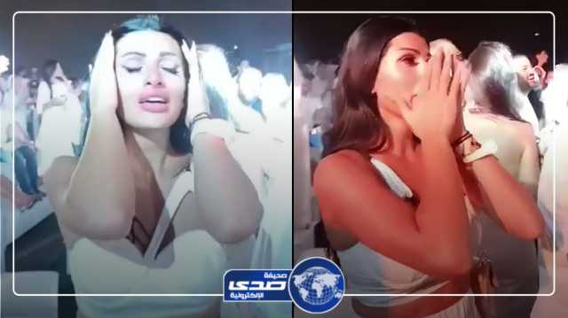 عمرو دياب لبسّ اللبنانيات أبيض.. فيديو