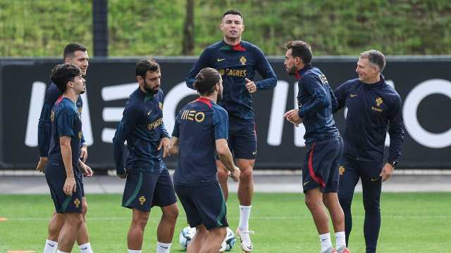 لاعبا الهلال والنصر يشاركان في تدريبات منتخب البرتغال .. صور