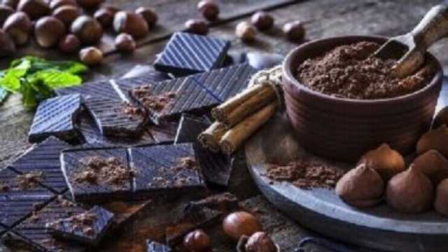 فوائد الشوكولاتة الداكنة للقلب والأعصاب