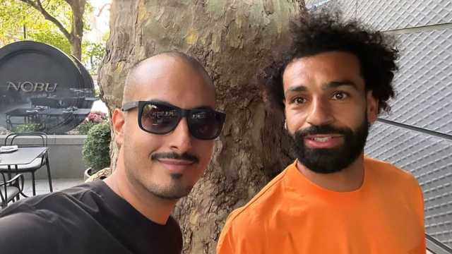 محمد صلاح برفقة الأمير محمد بن سلطان في لندن