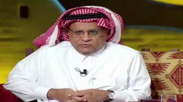 وعد الصرامي للاعبي الخليج حال الفوز على الهلال .. فيديو