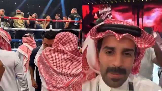 سعود القحطاني يتجاهل وجود رونالدو أمامه في نزال الملاكمة .. فيديو