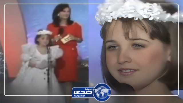 الظهور الأول لـ نانسي عجرم علي المسرح.. فيديو