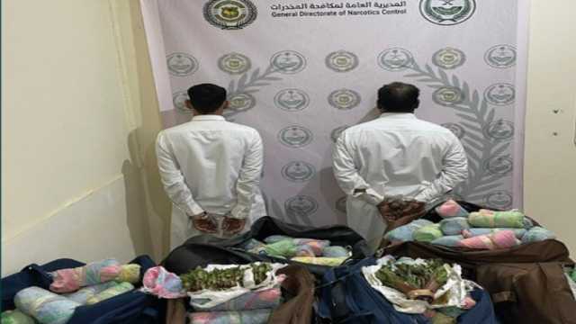 القبض على شخصين لترويجهما 144 كجم من القات بعسير