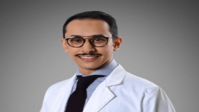 الدكتور حسام الرزقان يفوز بجائزة المركز الأول لأفضل فيديو جراحي