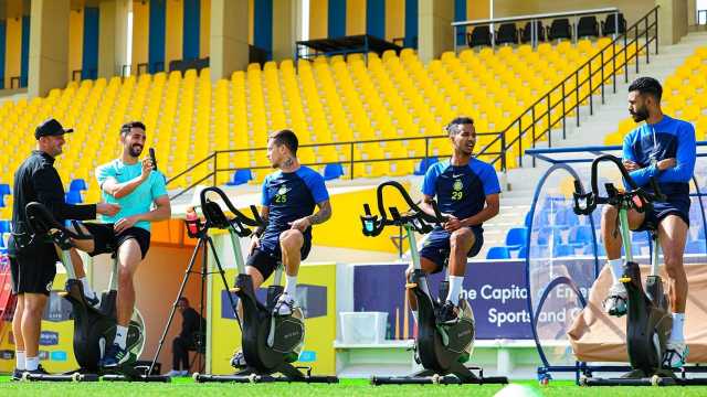 النصر يستعد لمواجهة الهلال في ديربي الرياض