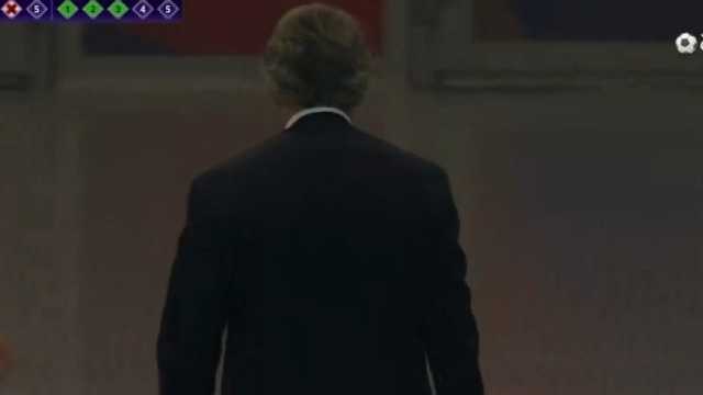 مانشيني يغادر قبل ضربة الجزاء الأخيرة .. فيديو