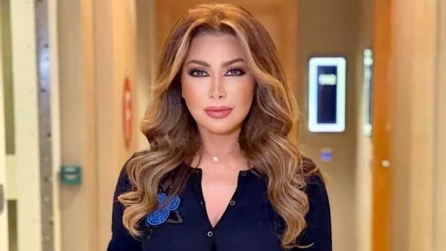 شاب يطلب يد نوال الزغبي على الهواء وترفضه .. فيديو