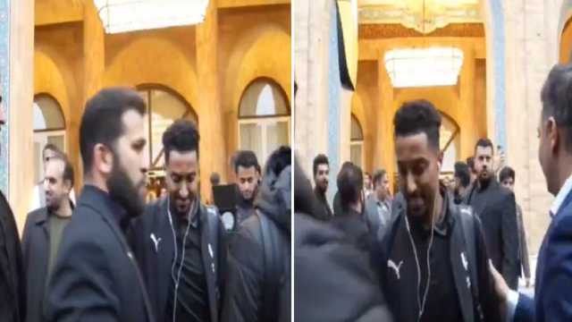 الجماهير الإيرانية تحيي سالم الدوسري.. فيديو