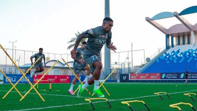 الهلال يواصل تحضيراته ويغادر الى قطر غدًا