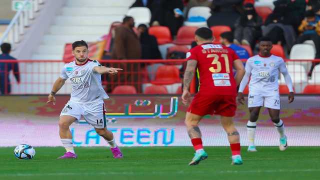 الاتفاق يتغلب على ضمك بثنائية..والخليج والشباب يكتفيان بالتعادل