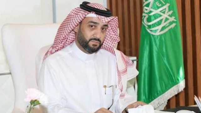 العيسى يثير الجدل بعد تعليقه على طلب الهلال بتأجيل مباراة الأهلي .. فيديو