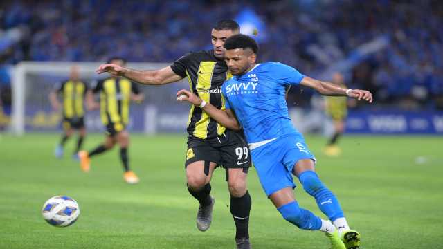 الهلال يضرب الاتحاد بثنائية نظيفة.. صور