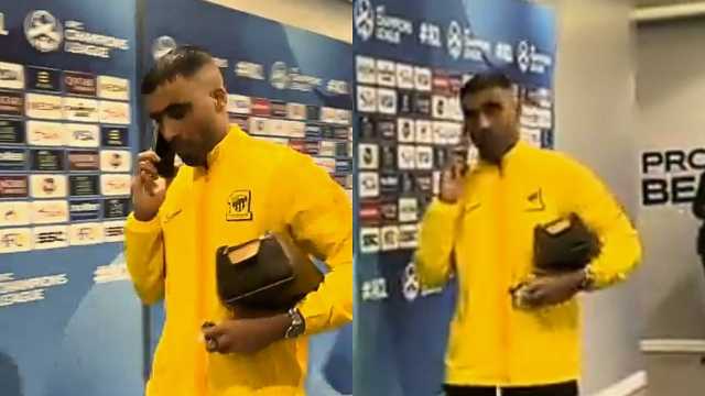 حمدالله خلال مغادرته الملعب بعد الهزيمة أمام الهلال .. فيديو