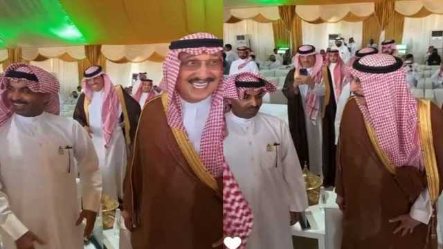 طارق العلي يمازح أمير جاران..فيديو