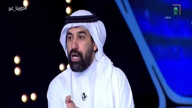 أحمد عطيف: إذا أحد يبي نظارات عشان يقرأ تاريخ الشباب بنعطيه.. فيديو