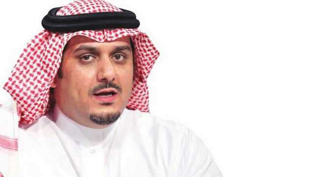 الأمير نواف بن سعد يحضر مواجهة الهلال والأخدود .. فيديو