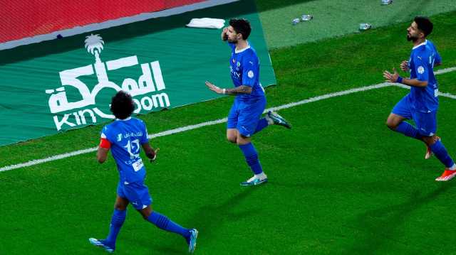 الهلال يتغلب على الفتح بثلاثية