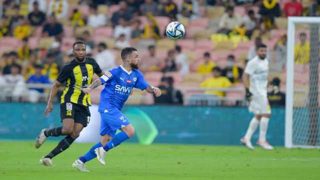 الهلال يتغلب على الاتحاد ويتأهل لنهائي كأس الملك