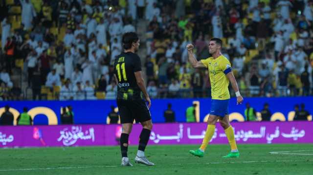 النصر يضرب الاتحاد برباعية