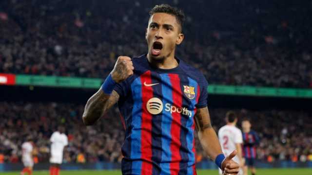 برشلونة يوقف انتقال رافينيا إلى الهلال