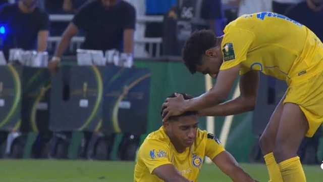 دموع لاعبي النصر بعد خسارة كأس الملك.. فيديو