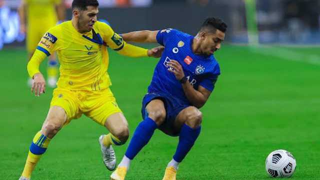 الهلال والنصر يعترضا على قرار تقليص القوائم إلى 25 لاعباً