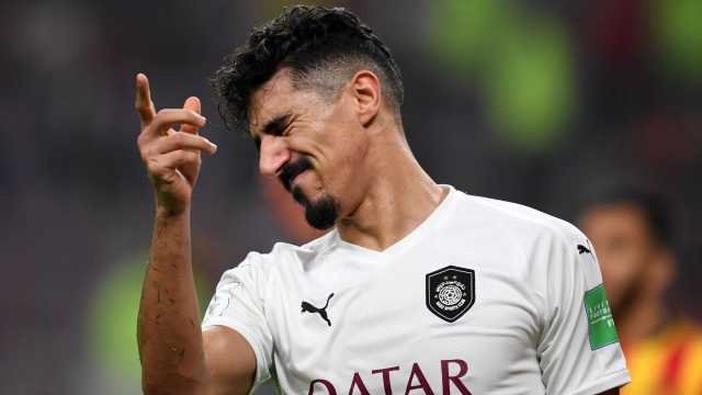 بغداد بونجاح يلمح إلى استمراره في الدوري القطري