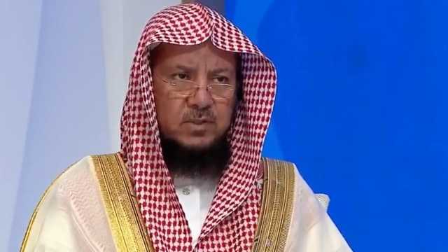 هل الأفضل شراء الأضحية وذبحها أو التصدق بقيمتها ؟ الشيخ السليمان يُجيب .. فيديو