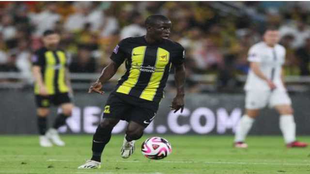 عروض منتظرة يتلقاها لاعب الاتحاد كانتي