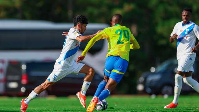 الهلال يخسر من صن داونز وديًا .. فيديو