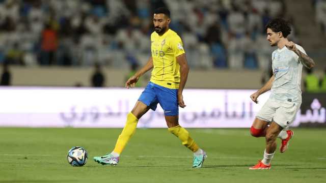 ثنائي روشن يرغبان في التعاقد مع لاعب النصر علي الحسن