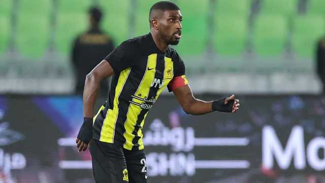 العلاج الطبيعي يُبعد شراحيلي عن معسكر الاتحاد