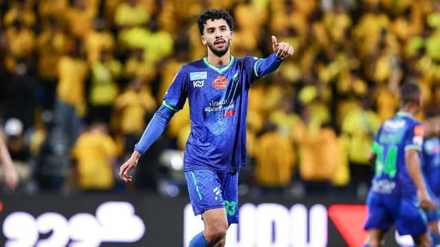 الهلال يزاحم النصر والأهلي على نجم الفتح