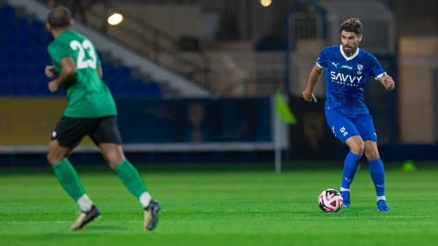 الهلال يفوز على النجمة البحريني بثلاثية