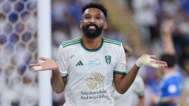 الأهلي يفقد البريكان أمام الهلال في كأس السوبر