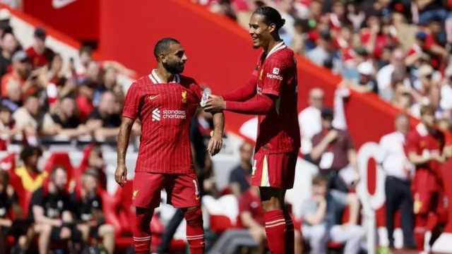 لاعب ليفربول يتوقع رحيل صلاح عن النادي الصيف المقبل