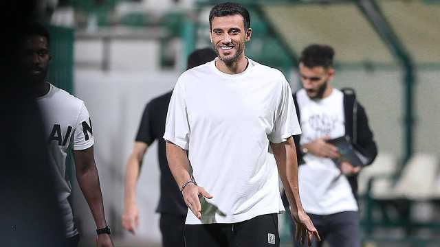 عمر السومة يقترب من العودة إلى دوري روشن