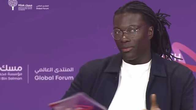 غوميز : رفضت عروض من الشرق الأوسط من أجل الهلال .. فيديو