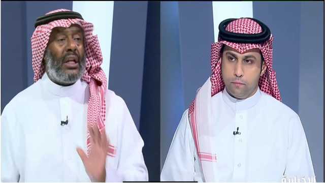 على رأسه ريشة.. يوسف خميس يُطالب بمعاقبة خيسوس.. فيديو