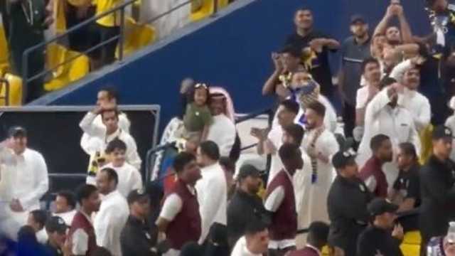 النصر يستفز جماهير العين بخمسة الهلال .. فيديو