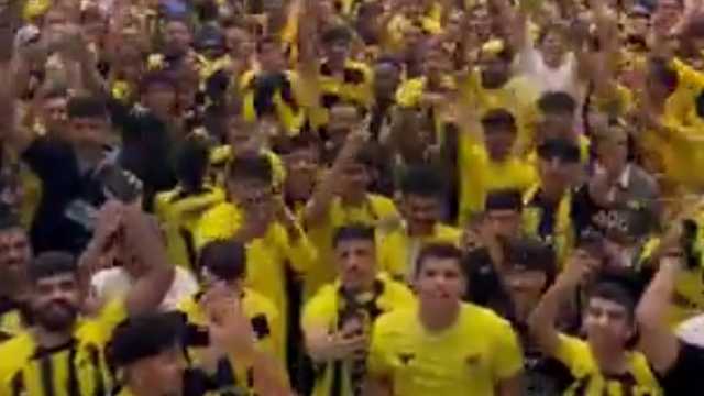 جماهير الاتحاد تردد : نصراوي يبكي من ضرب الاتي ..فيديو