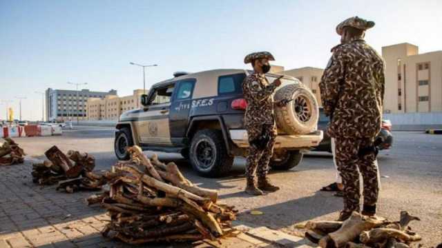 ضبط 3 أشخاص لاستغلالهم الرواسب ونقل الحطب المحلي بالرياض وتبوك