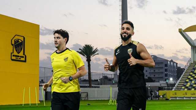 الشهري ينضم للتدريبات الجماعية والاتحاد يجهز المصابين