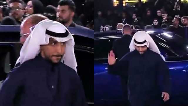 الأسطورة سالم الدوسري يصل لحفل جوائز JoyAwards .. فيديو