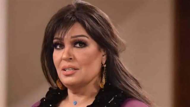 حقيقة اعتزال الفنانة فيفي عبده.. فيديو