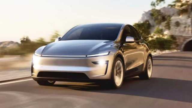 تسلا تكشف عن تحديثات جديدة لسيارة Model Y موديل 2025